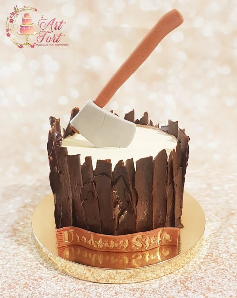 TORT PIENIEK Z SIEKIERĄ