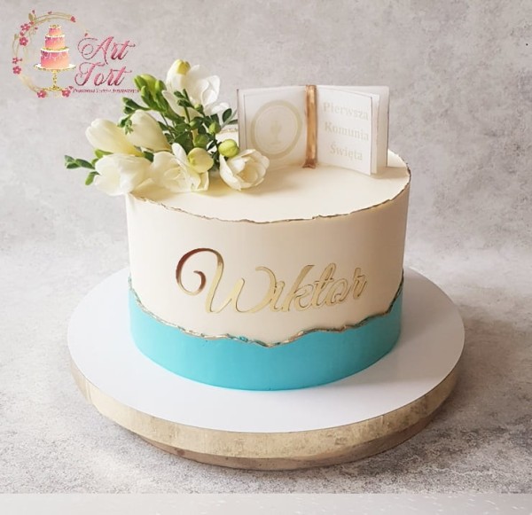 TORT KOMUNIJNY Z KSIĄŻECZKĄ 2