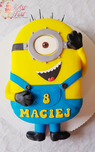 tort-minionek-1