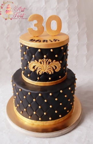 tort-czarno-zloty.jpg